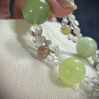 Chinese Specialty green coloured crystals-xiuyu