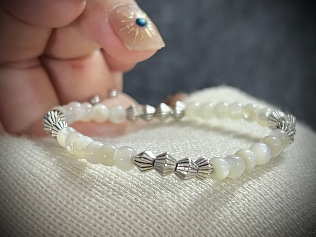 Versatile Shell Bracelet
