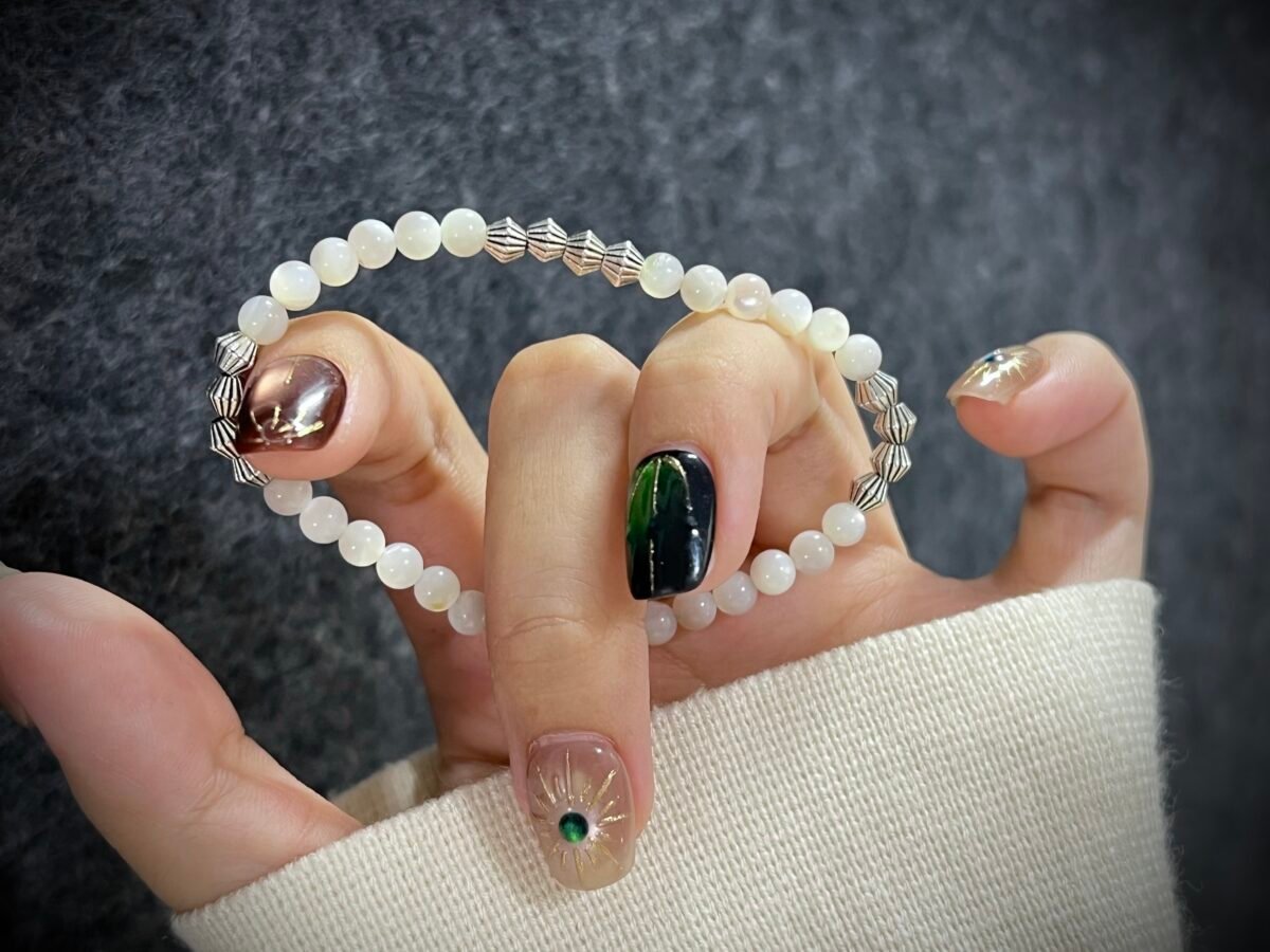 Versatile Shell Bracelet