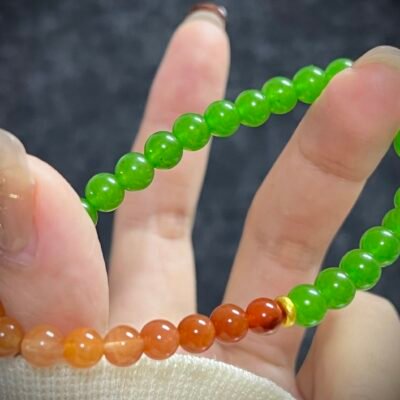 Red and Green Agate Christmas Gift