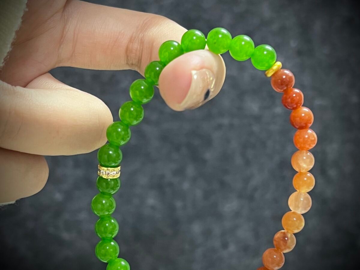 Red and Green Agate Christmas Gift