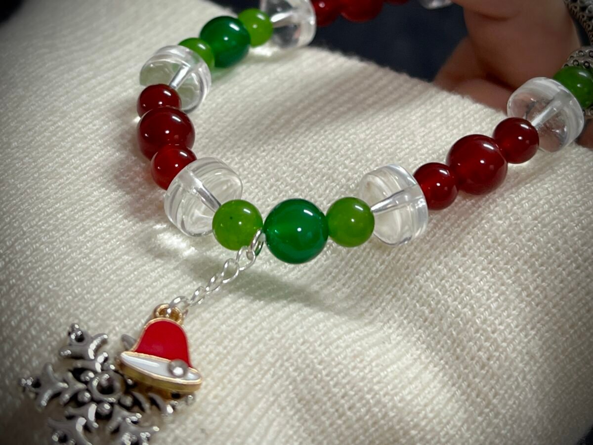 red and Green Agate for Christmas