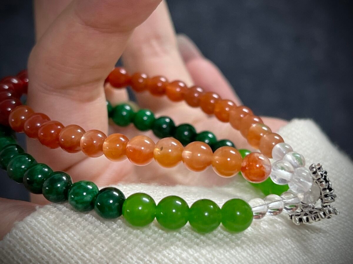 Growth Symbol Green Agate for Christmas