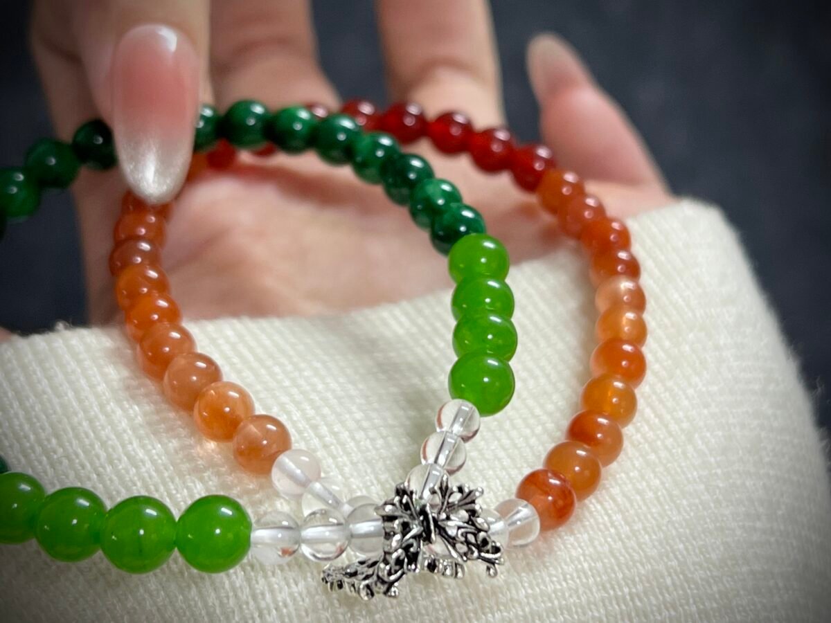 Growth Symbol Green Agate for Christmas