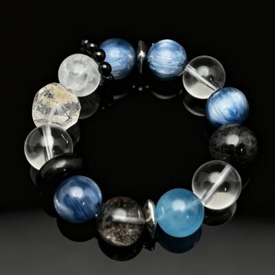 Labradorite meaning Intuition and Spirituality