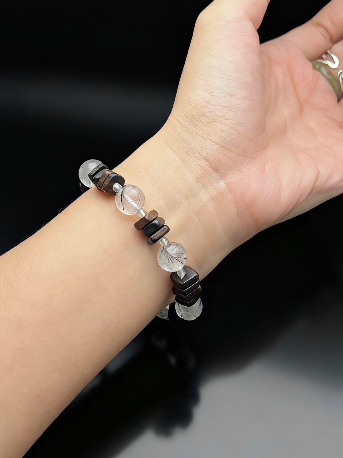 The Guardian – Incense Connecting the Three Realms