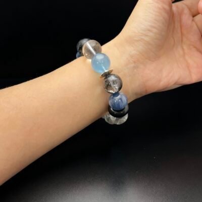 Labradorite meaning Intuition and Spirituality